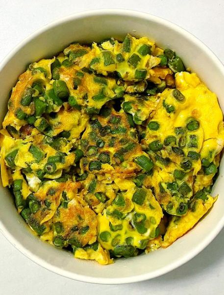 豆角煎鸡蛋怎么做_豆角煎鸡蛋需要焯水吗