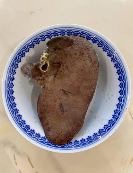 盐水猪肝怎么做才嫩_盐水猪肝焯水还是直接煮