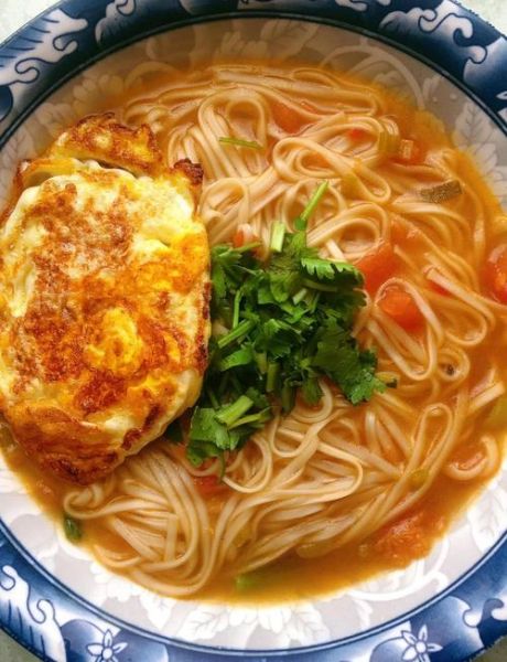 西红柿鸡蛋汤面怎么做_西红柿鸡蛋汤面家常做法