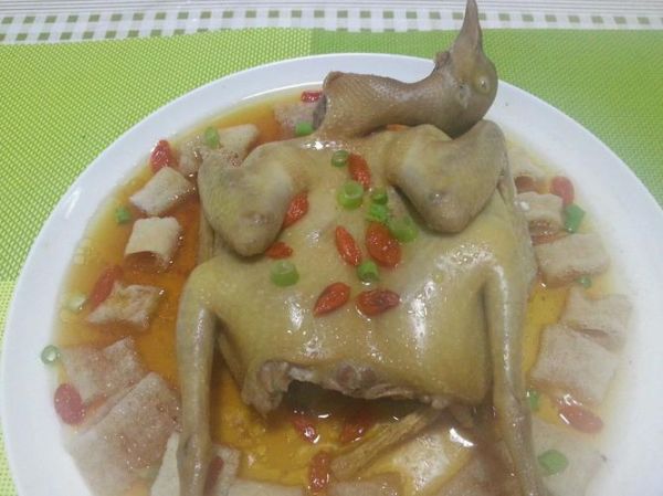 清蒸鸽子怎么做才鲜嫩_清蒸鸽子最正宗的做法