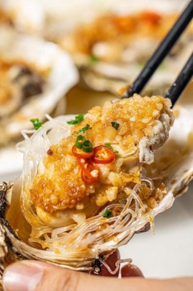 蒜蓉粉丝蒸生蚝怎么做_蒸多久才鲜嫩