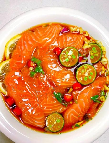 三文鱼怎么做好吃_三文鱼最简单的做法