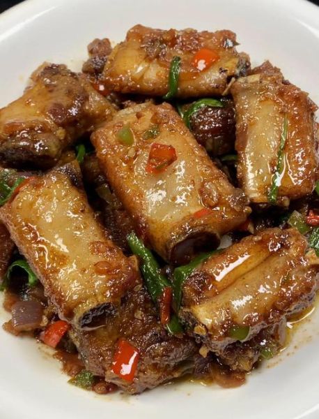 蒜香排骨怎么做_蒜香排骨的家常做法