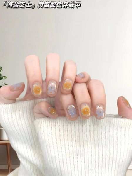 橙黄配什么颜色好看_橙黄色代表什么寓意