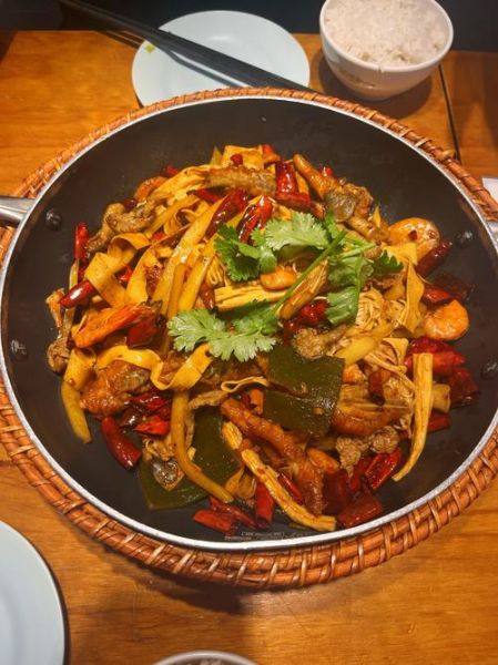 香辣干锅怎么做_干锅底料怎么炒才香