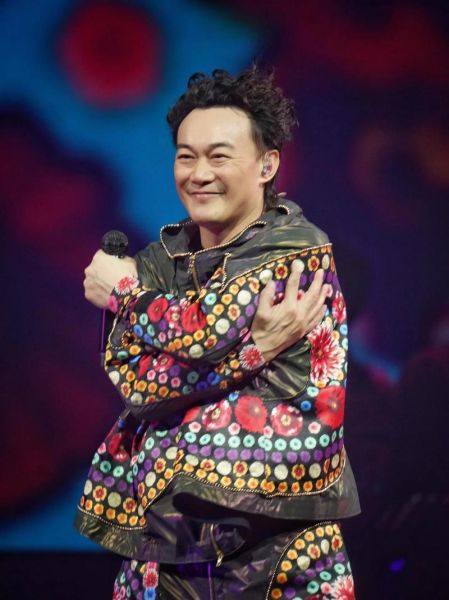 陈奕迅星座属相是什么_陈奕迅是什么星座和生肖