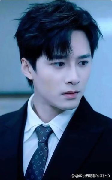 龙凤眼的男人运势_龙凤眼男人财运如何