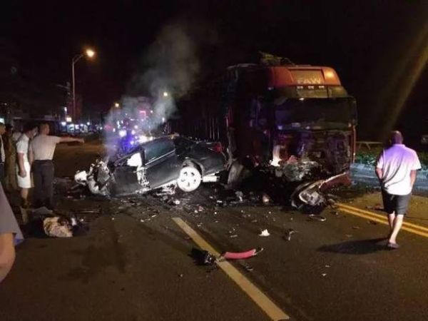 梦到老婆出车祸是什么意思_梦见妻子车祸预示什么