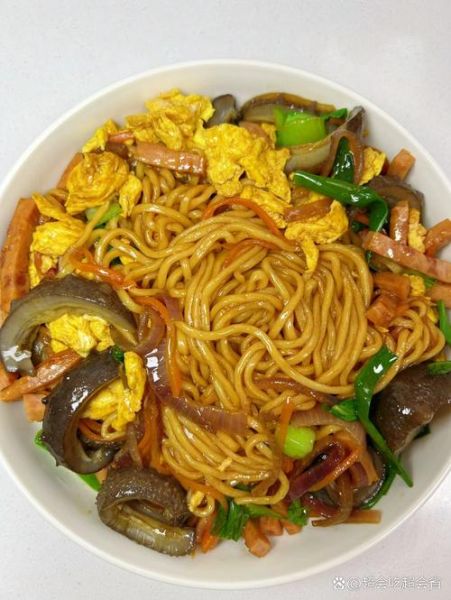 梦到吃炒面_是什么意思