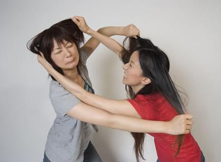 梦见打女人是什么意思_如何化解暴力梦境