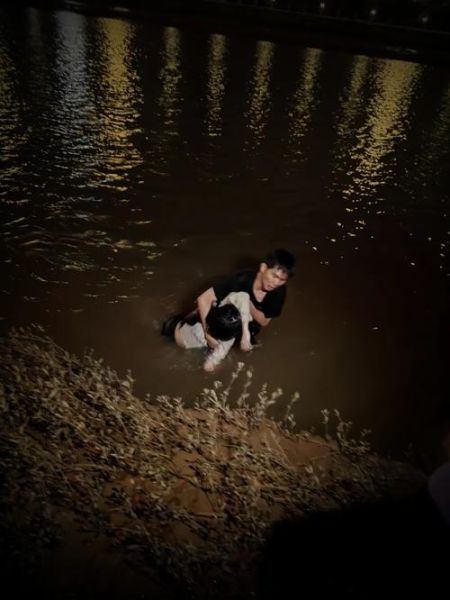 梦到自己跳河代表什么_梦见跳河自杀是什么意思