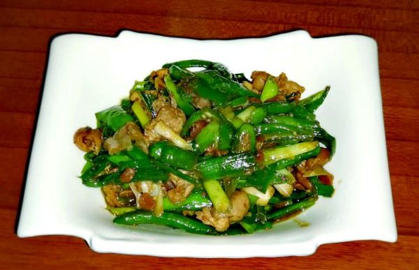 梦到炒辣椒是什么意思_梦见炒辣椒的吉凶预兆