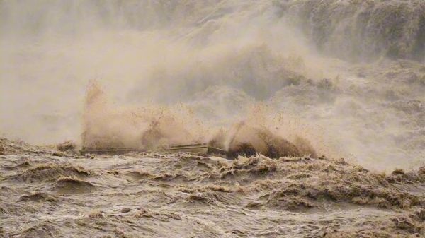 梦到黄河水暴涨_意味着什么