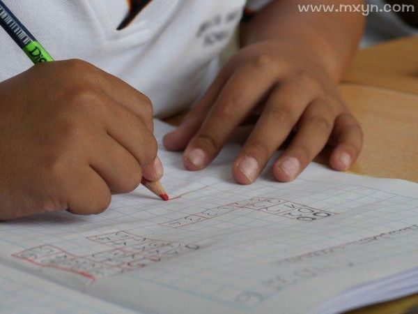 梦到第一名是什么意思_梦见自己考第一好不好