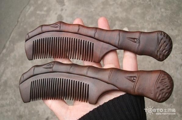 梦到买梳子是什么意思_梦见买梳子预示什么