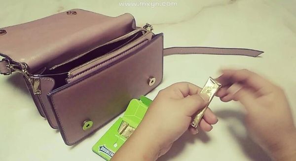 梦到丢钱了是什么意思_梦见钱包被偷预示什么