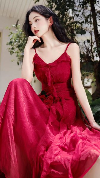 梦到红裙子是什么意思_红裙子梦境解析