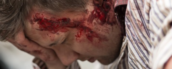 梦到割人头是什么意思_梦见割人头预示什么