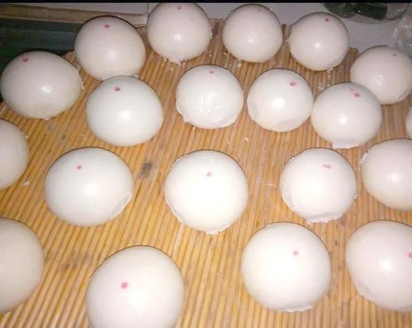 梦到好多馒头是什么意思_梦见很多馒头预示什么