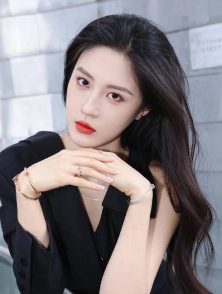 女孩什么眼睛有财运_丹凤眼招财吗