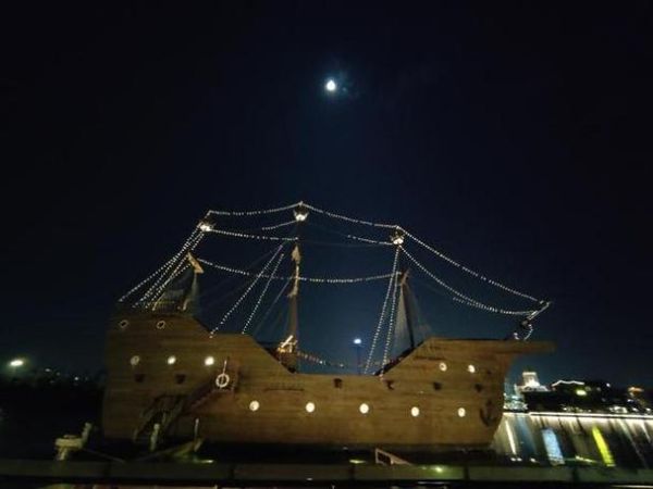 梦到好多船是什么意思_梦见船代表什么