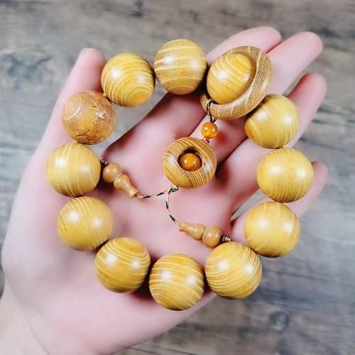 什么木手串招财_哪种木质手串最旺财运