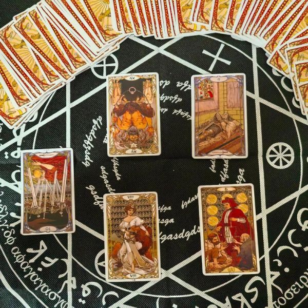 塔罗占卜爱情最近运势_最近感情会不会复合