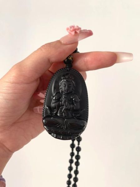 黑曜石佩戴属相禁忌_黑曜石适合什么生肖