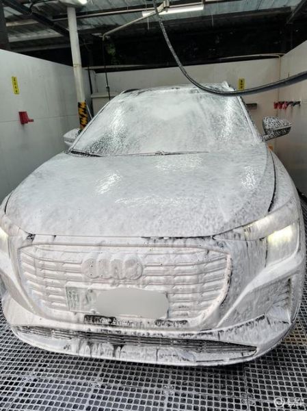 梦到洗车是什么意思_梦见自己洗车预示什么