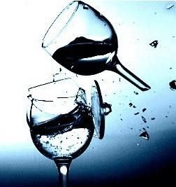 梦到碎杯子_预示什么