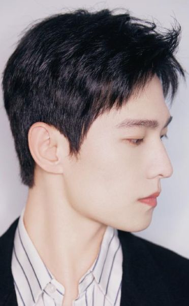 梦到男人脸是什么意思_梦见陌生男人脸预示什么