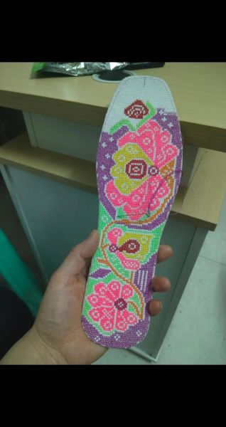 梦到鞋垫是什么意思_梦到鞋垫预示什么