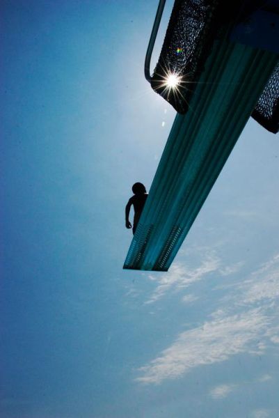 梦到朋友从高处掉下来_意味着什么