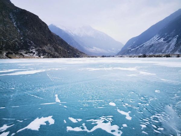 梦到结冰的湖面是什么意思_如何破解